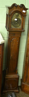 Lot 1410 - Mahogany cased grandmother clock, eight day with brass arched dial