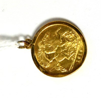 Lot 187 - A 1931 half sovereign loose mounted as a charm