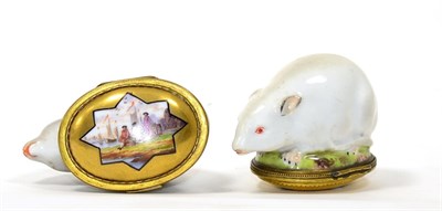 Lot 107 - A Pair of Meissen Style Bonbonnieres, late 19th century, each in the form of a mouse, the...