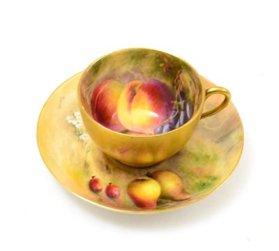 Lot 368 - Worcester fruit painted cup and saucer, Ricketts (Gilding rubbed) 100/150
