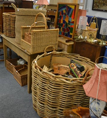 Lot 1033 - A large bamboo log basket and kindling, and nine various baskets