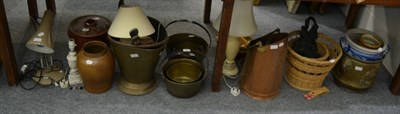 Lot 1079 - Quantity of metalware and ornamental items including brass jam pans, lamps, coal scuttle,...