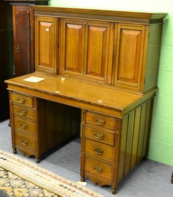 Lot 1112 - Spowith & Co panelled oak kneehole desk