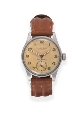 Lot 194 - A Stainless Steel Wristwatch, signed International Watch Co, Schaffhausen, Anti-Magnet, circa 1943