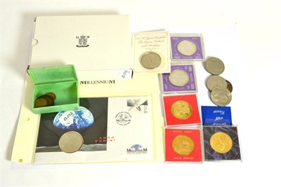 Lot 645 - A Princess Diana £5 proof set and other coins