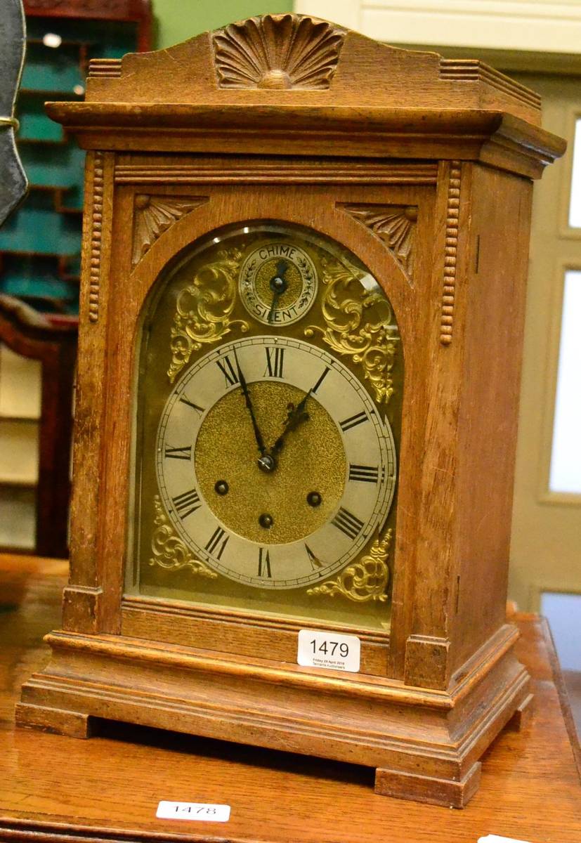 Lot 1479 - A chiming mantel clock