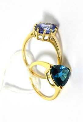 Lot 58 - A 9ct gold tanzanite ring and a 9ct gold topaz ring