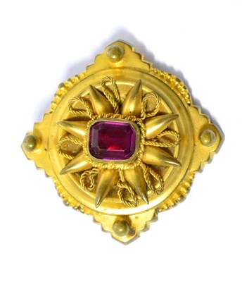 Lot 90 - A Victorian gem set yellow metal brooch