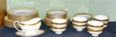 Lot 99 - A Minton Buckingham/Westminster eight place setting dinner service with sauce boat and plate (50)