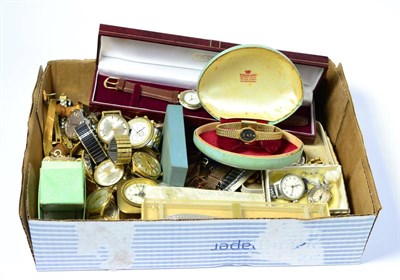 Lot 199 - A quantity of various ladies and gents wristwatches, including stainless steel, gilt metal,...