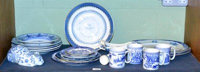 Lot 246 - A collection of blue and white pottery