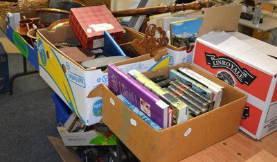 Lot 1033 - Eleven boxes of miscellaneous ceramics including a Royal Doulton part dinner service a Tuscan China