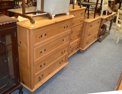 Lot 1060 - Three pine chests of drawers