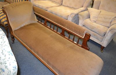 Lot 1294 - A Victorian mahogany framed chaise longue