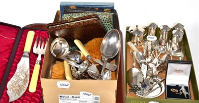 Lot 31 - A quantity of miscellaneous silver and plated items including enamelled spoon set, cruet set, brush