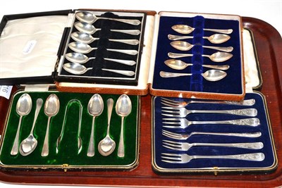 Lot 216 - Three cased sets of silver spoons and a cased set of pickle forks