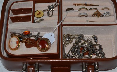 Lot 381 - A Michaela Frey ring, a Scottish silver brooch, six silver gem set rings, a silver brooch, brooches