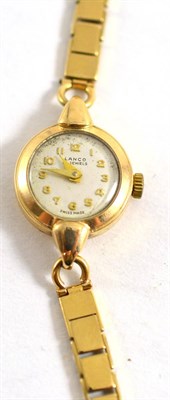 Lot 460 - A lady's wristwatch with 9ct gold bracelet