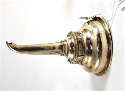 Lot 493 - A George III silver wine funnel