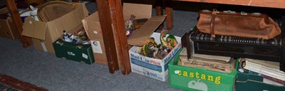 Lot 1087 - Eleven boxes of miscellaneous collectables, house wares, glasswares etc