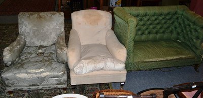 Lot 1116 - A 19th century button back settee (distressed) together with two Bridgewater style armchairs...