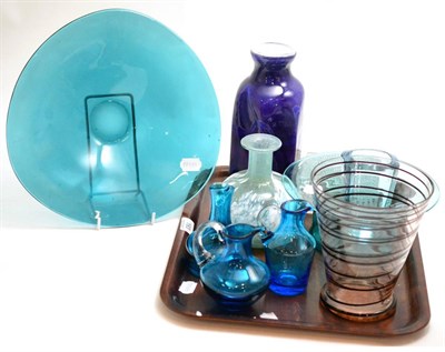 Lot 193 - A group of art glass including Lalique, Whitefriars, etc