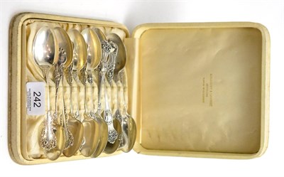 Lot 242 - A set of twelve American sterling silver teaspoons in original fitted case