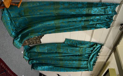 Lot 1092 - A set of 1960s curtains with matching pelmets