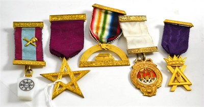 Lot 245 - Five Masonic jewels including a Royal and Select Masters jewel, mark members jewel, Scottish...