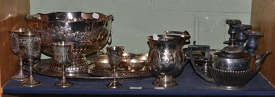 Lot 268 - Quantity of assorted plated wares