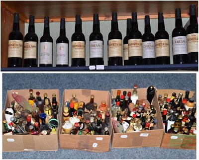 Lot 275 - A quantity of assorted miniatures and a collection of sherry