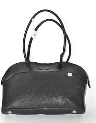 Lot 356 - Mulberry Tetbury bag in black scotch grain with black leather mounts and two shoulder straps,...