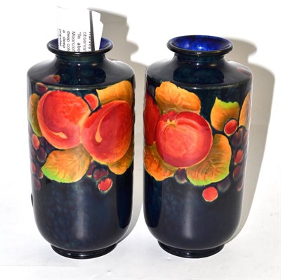 Lot 381 - A pair of Shelley pomegranate vases, 19cm high