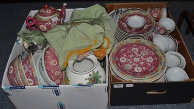 Lot 1116 - Modern Chinese dinner wares, Carltonware dish, plated wares, Portmeirion vase, modern Wedgwood...