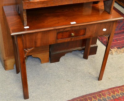 Lot 1224 - Mahogany side table with single drawer