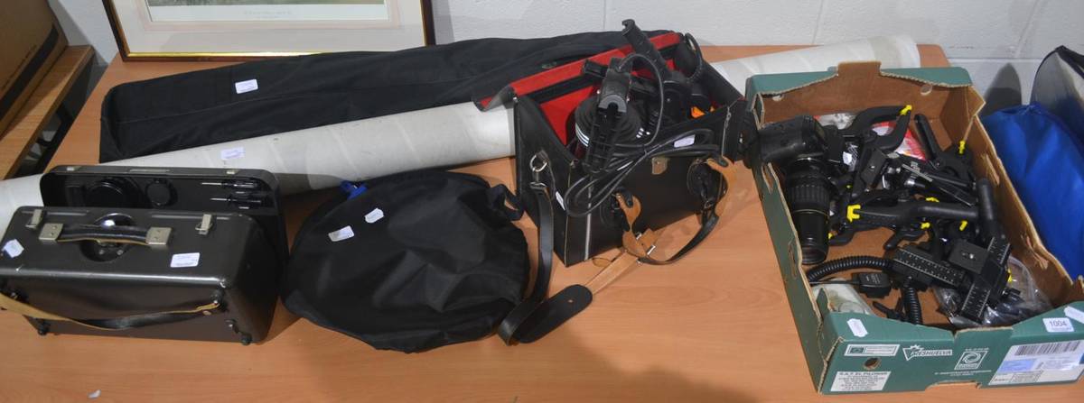 Lot 1004 - Canon EOS 5 camera and various accessories including a Lastolite backlit background, reflectors etc
