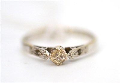 Lot 45 - A diamond solitaire ring with rose cut diamond shoulders, stamped '18ct' and 'pt' (marks overstruck