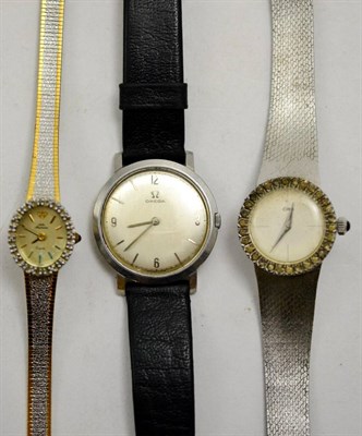 Lot 64 - A gentleman's stainless steel Omega wristwatch and two other wristwatches