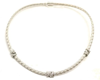 Lot 92 - A white metal necklace with clasp stamped '18K Italy'