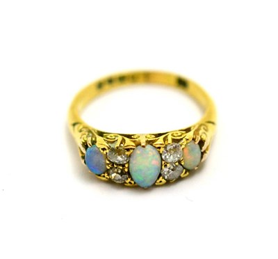 Lot 193 - An opal and diamond ring