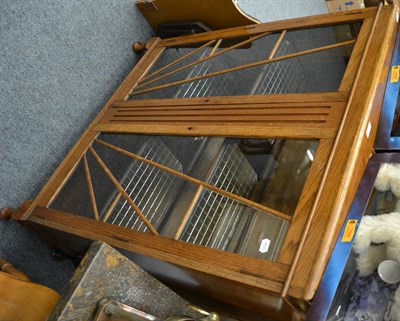 Lot 1029 - Circa 1930s oak glazed cabinet