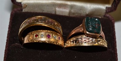 Lot 44 - Four various gold rings including a bloodstone signet ring