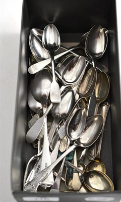 Lot 116 - A collection of assorted silver including various teaspoons, dessert spoons, etc