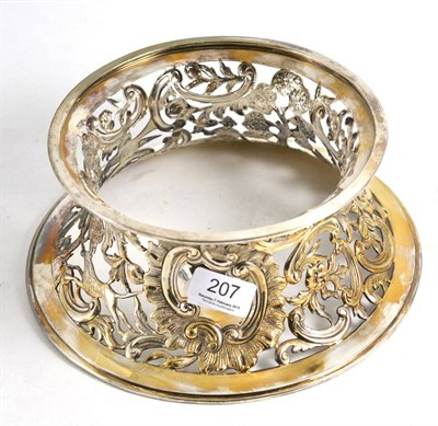 Lot 207 - A silver on copper dish ring