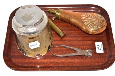 Lot 253 - A silver plated hoof inkwell, a copper powder flask, bullet mould and a snuff