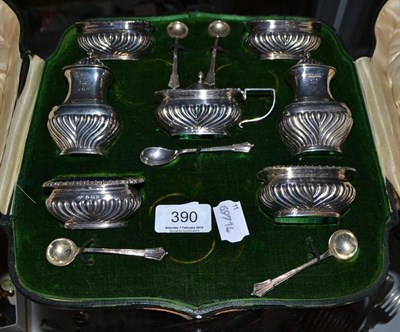 Lot 390 - A silver seven piece silver cruet set, Mappin & Webb, in original fitted case
