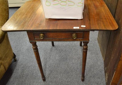 Lot 716 - A mahogany Pembroke table