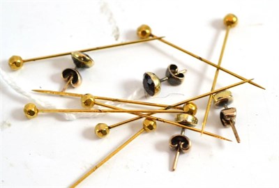 Lot 192 - Assorted pins and two pairs of stone set earrings