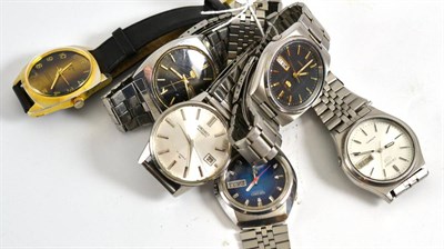 Lot 216 - Six gents Seiko wristwatches