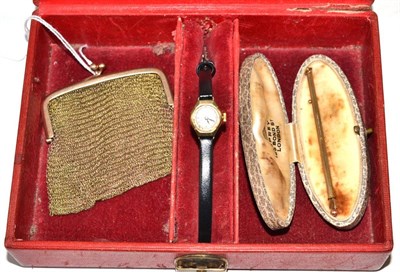 Lot 226 - A red jewellery box containing a 9ct mounted chain mail purse, a 9ct gold cocktail stirrer...